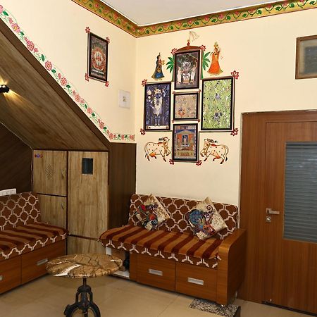 Hotel Suncity By Sharnam Nāthdwāra Extérieur photo